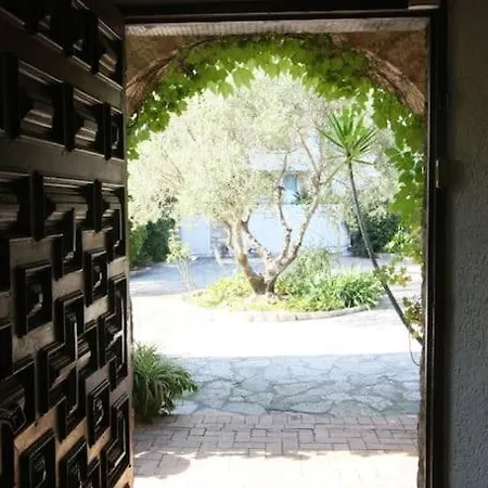 Villa Mas Provencal De Caractere Avec Vue